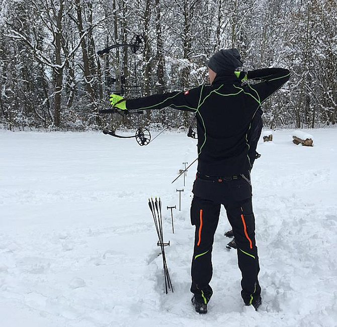 winterbogenschiessen_snow_archery